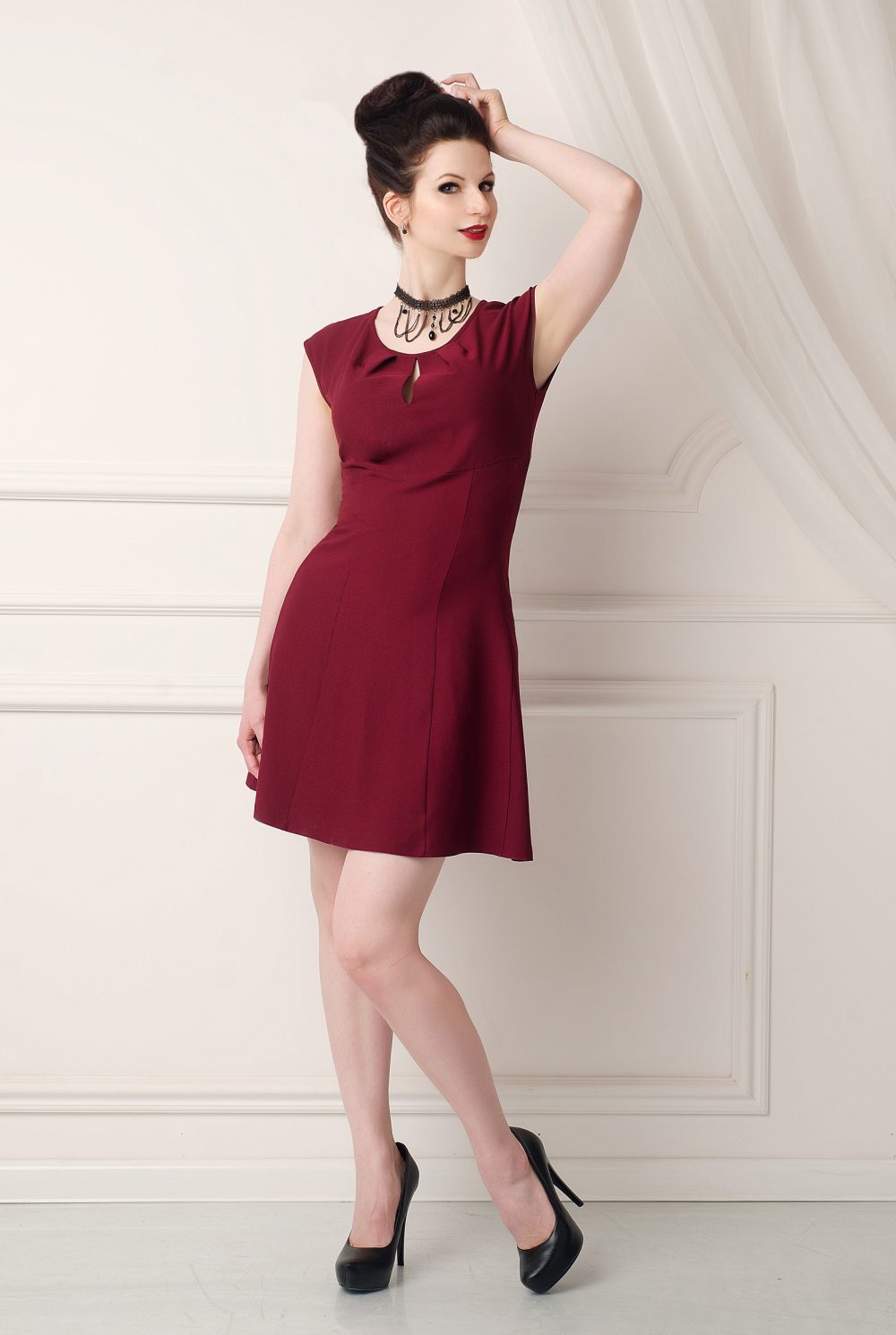 Дизайнерское повседневное платье "Кримсон" от бренда Liubov Jbaai 1