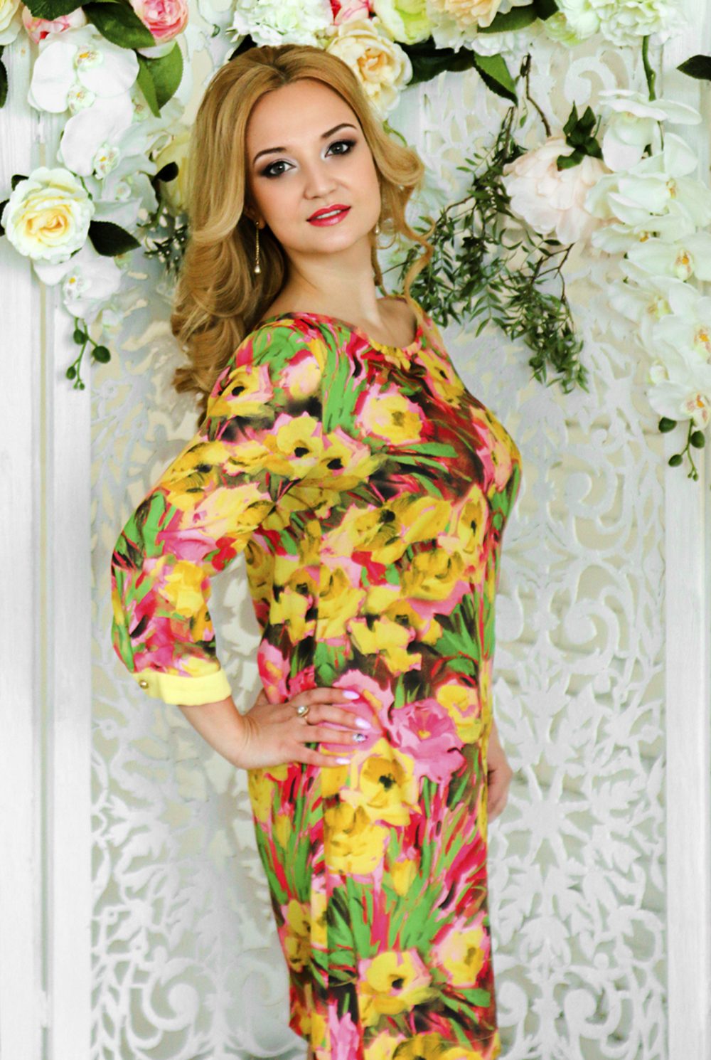 Платье из трикотажа с цветами «Весеннее настроение» от бренда Liubov Jbaai 4